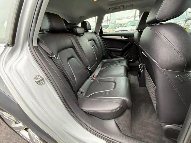 Photo of 2014 Silver Audi allroad