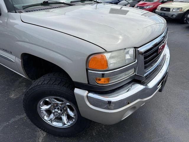 Photo of 2007 Silver Birch Metallic GMC Sierra 2500