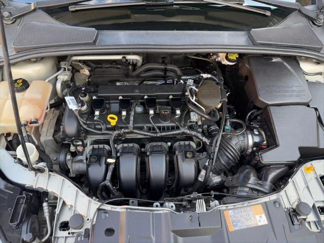 Photo of 2015 Gray Ford Focus