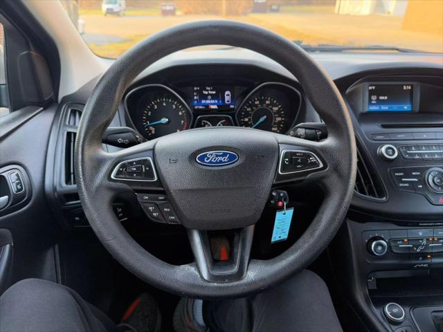 Photo of 2015 Gray Ford Focus
