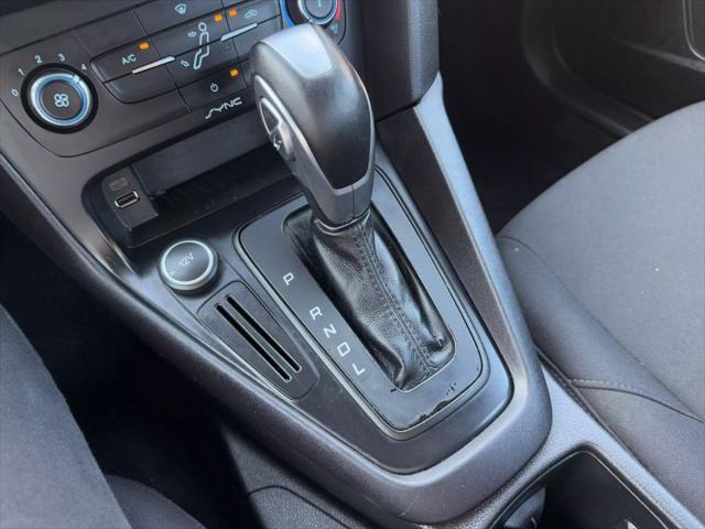 Photo of 2015 Gray Ford Focus