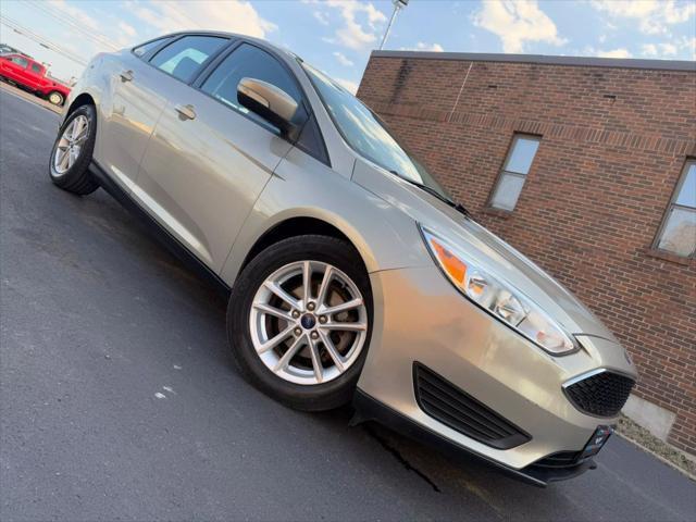 Photo of 2015 Gray Ford Focus