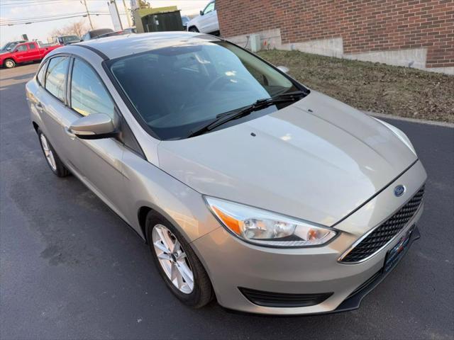 Photo of 2015 Gray Ford Focus
