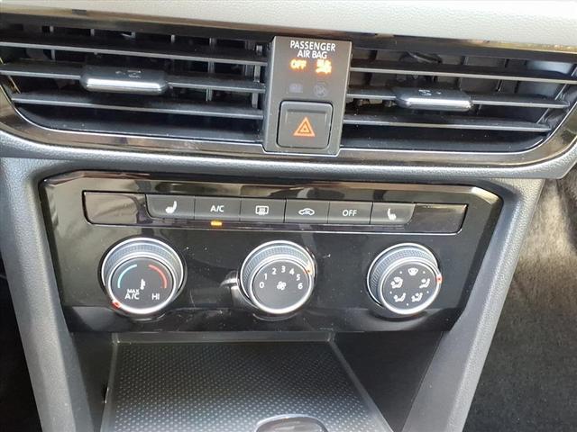 Photo of 2024 Deep Black Pearl Volkswagen Taos