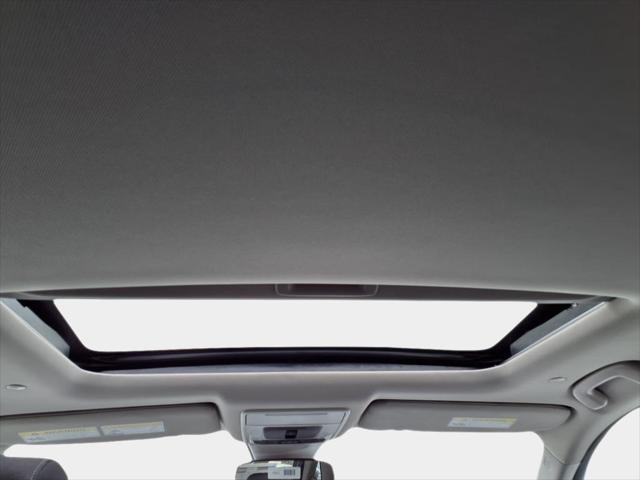 Photo of 2026 Urban Gray Pearl Honda CR-V