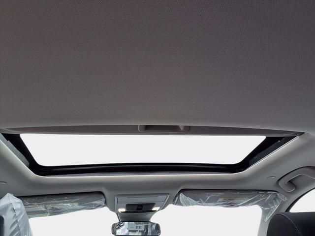 Photo of 2026 Crystal Black Pearl Honda CR-V
