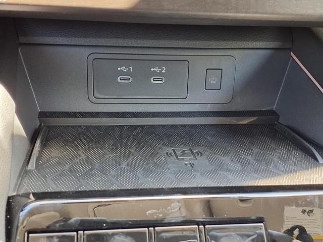 Photo of 2025 Gun Metallic Nissan Murano