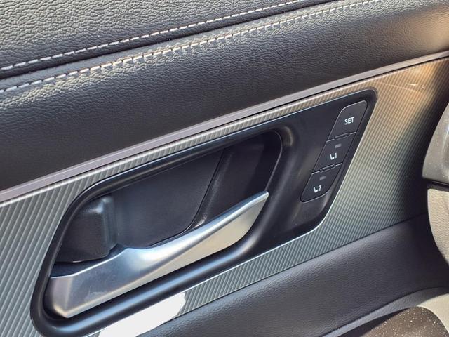 Photo of 2025 Gun Metallic Nissan Murano