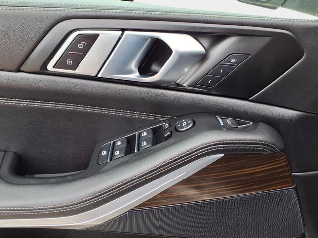 Photo of 2024 Alpine White BMW X5
