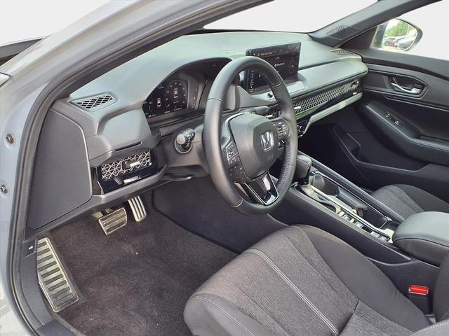Photo of 2025 Urban Gray Pearl Honda Accord Hybrid