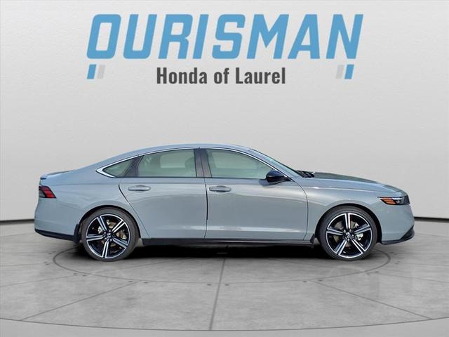 Photo of 2025 Urban Gray Pearl Honda Accord Hybrid