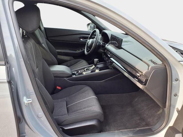Photo of 2025 Urban Gray Pearl Honda Accord Hybrid