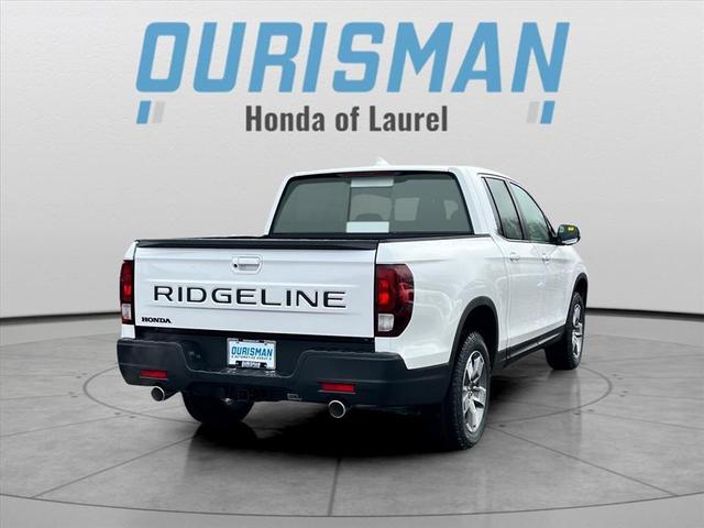 Photo of 2025 Platinum White Pearl Honda Ridgeline