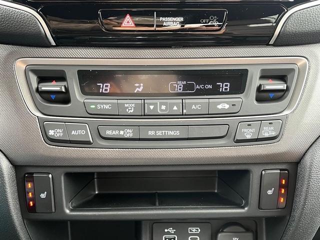 Photo of 2025 Platinum White Pearl Honda Ridgeline