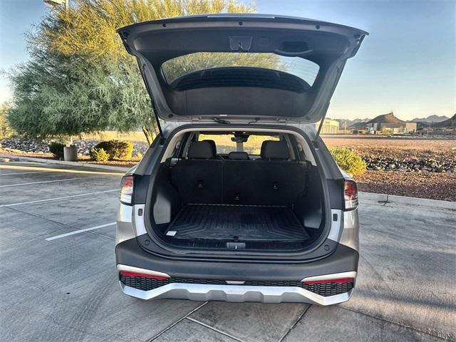Photo of 2023 Steel Gray Kia Sportage Hybrid