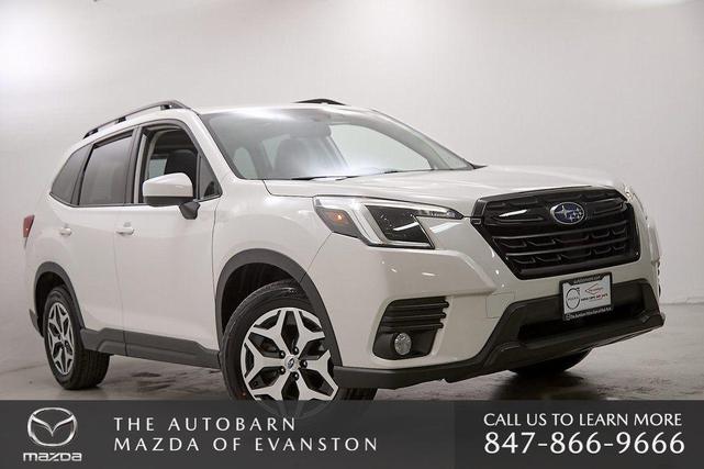 Photo of 2023 Crystal White Pearl Subaru Forester