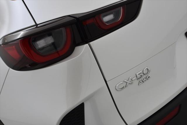 Photo of 2025 wind chill pearl Mazda CX-50