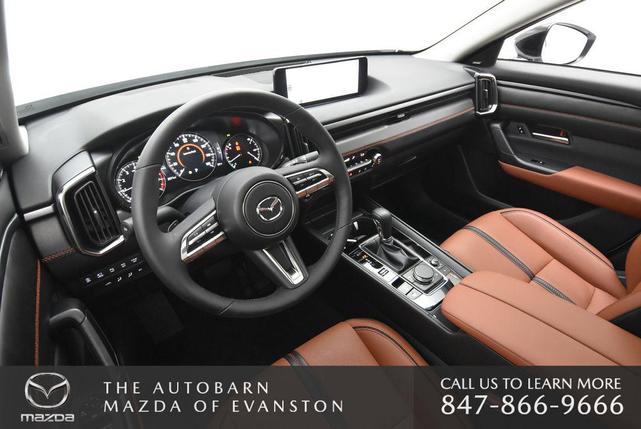 Photo of 2025 wind chill pearl Mazda CX-50
