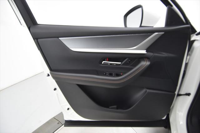 Photo of 2025 Rhodium White Premium Mazda CX-90