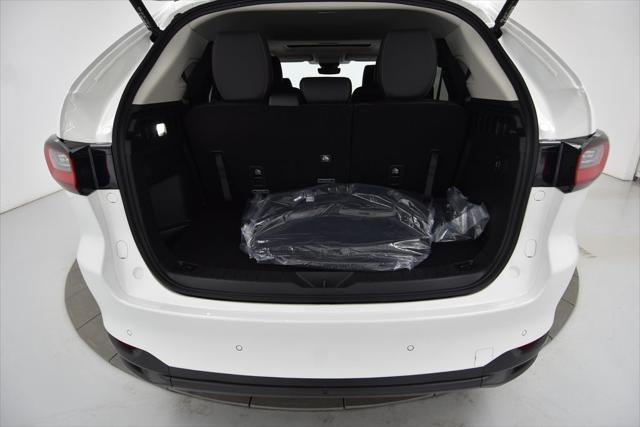Photo of 2025 Rhodium White Premium Mazda CX-90