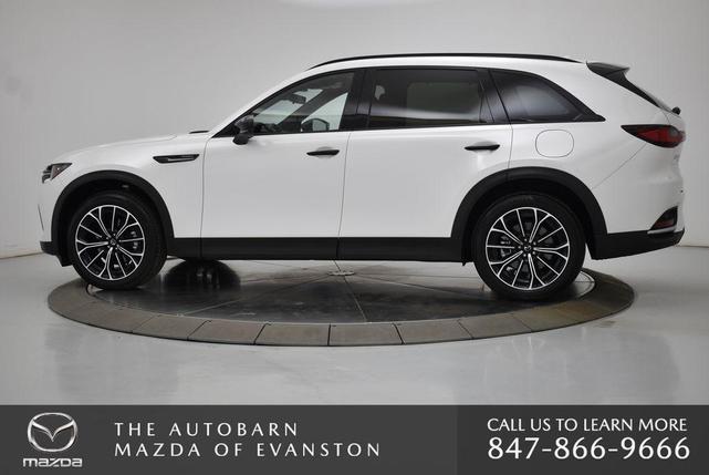 Photo of 2025 Rhodium White Premium Mazda CX-70 PHEV