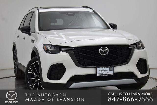 Photo of 2025 Rhodium White Premium Mazda CX-70 PHEV