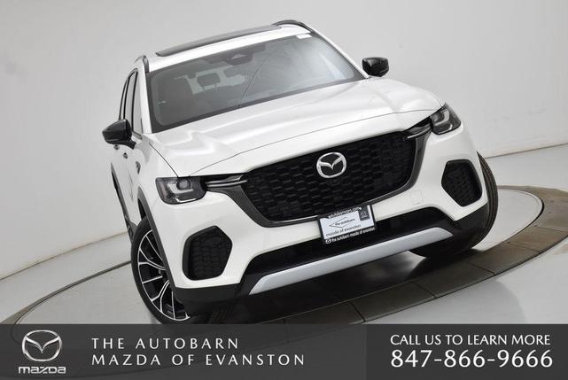 Photo of 2025 Rhodium White Premium Mazda CX-70 PHEV