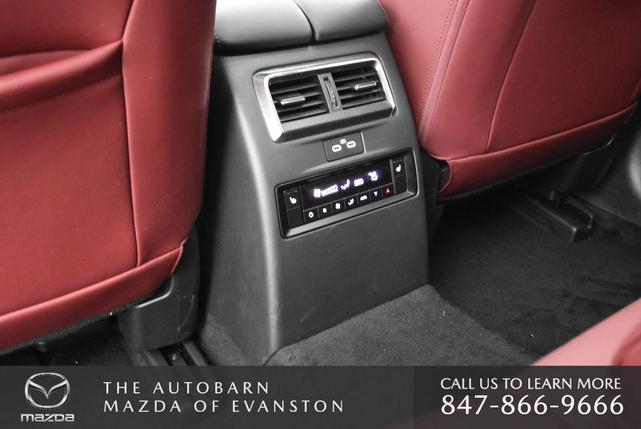 Photo of 2025 Rhodium White Premium Mazda CX-70 PHEV