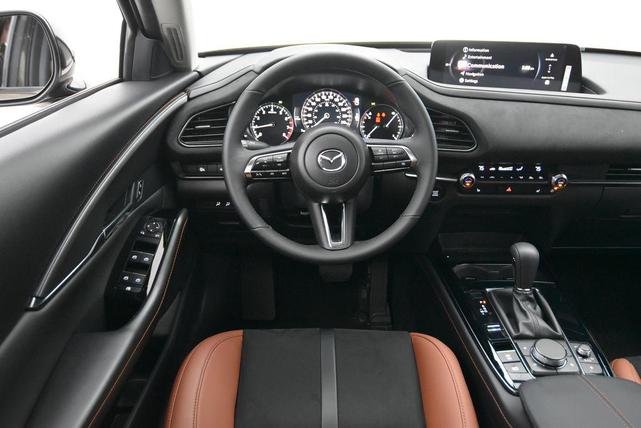 Photo of 2025 Zircon Sand Metallic Mazda CX-30