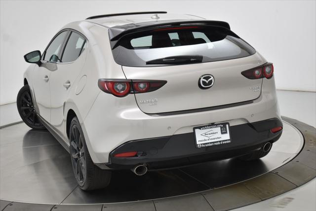 Photo of 2025 Platinum Quartz Metallic Mazda Mazda3