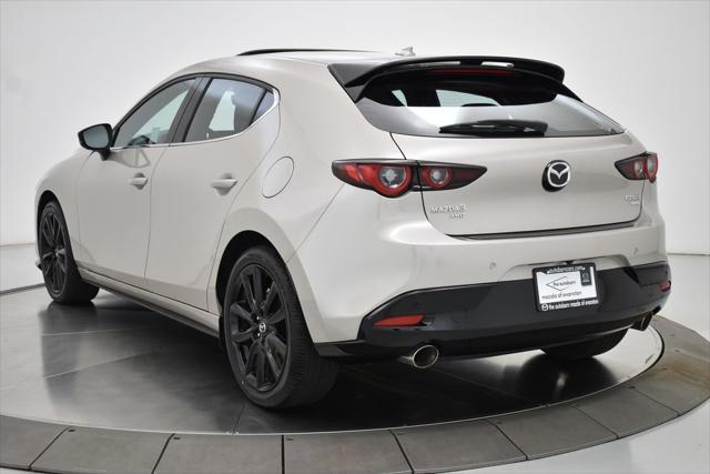 Photo of 2025 Platinum Quartz Metallic Mazda Mazda3