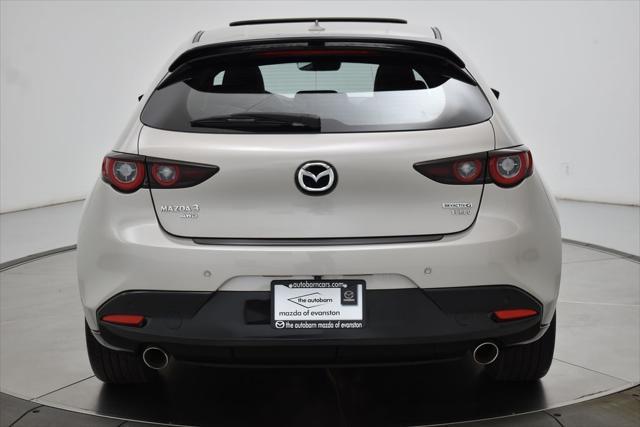 Photo of 2025 Platinum Quartz Metallic Mazda Mazda3