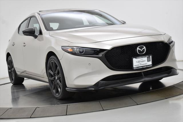 Photo of 2025 Platinum Quartz Metallic Mazda Mazda3