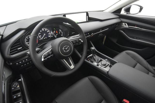 Photo of 2025 Snowflake White Pearl Mica Mazda Mazda3