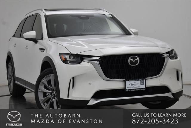 Photo of 2025 Rhodium White Premium Mazda CX-90