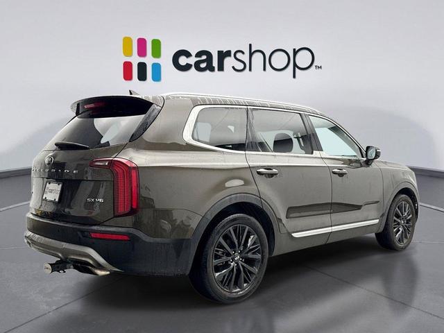 Photo of 2020 Dark Moss Kia Telluride