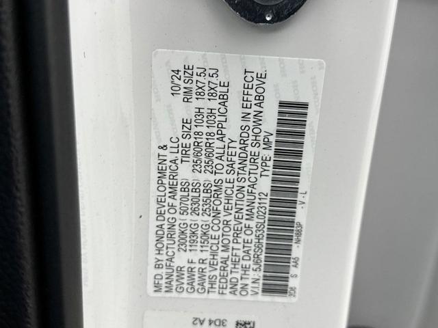 Photo of 2025 Platinum White Honda CR-V Hybrid