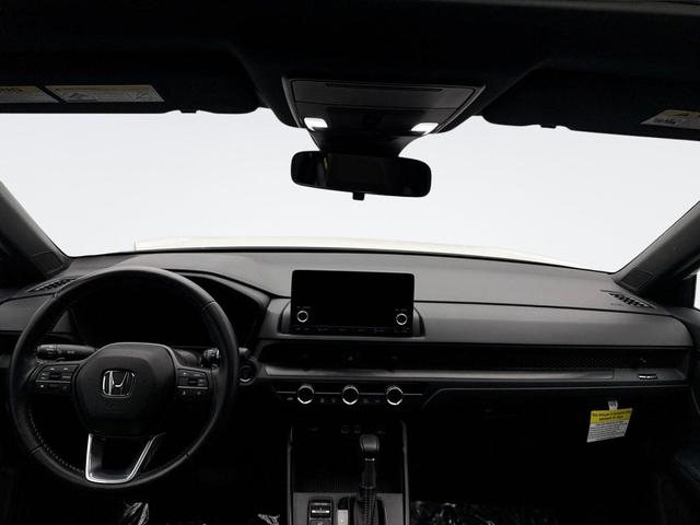 Photo of 2025 Platinum White Honda CR-V Hybrid