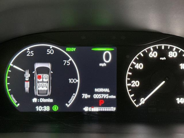 Photo of 2025 Platinum White Honda CR-V Hybrid