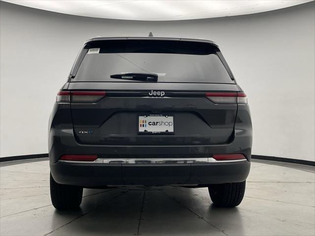 Photo of 2024 Baltic Gray Metallic Clearcoat Jeep Grand Cherokee 4xe