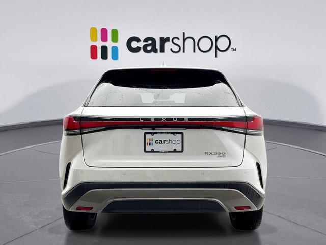 Photo of 2023 Eminent White Pearl Lexus RX 350