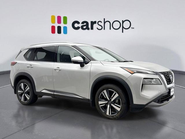 Photo of 2022 Brilliant Silver Metallic Nissan Rogue