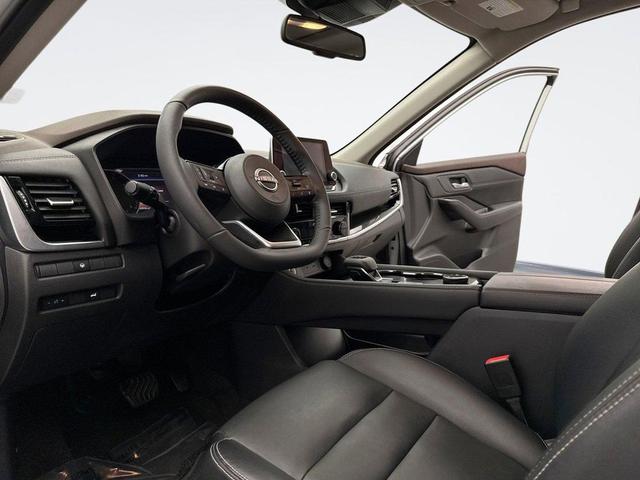 Photo of 2022 Brilliant Silver Metallic Nissan Rogue