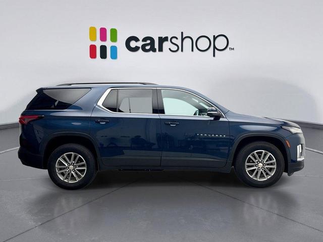 Photo of 2022 Northsky Blue Metallic Chevrolet Traverse