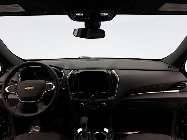 Photo of 2022 Northsky Blue Metallic Chevrolet Traverse