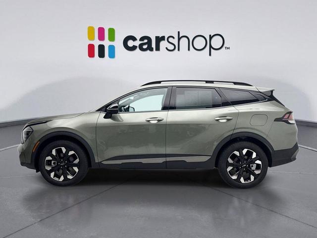 Photo of 2024 Jungle Green Kia Sportage
