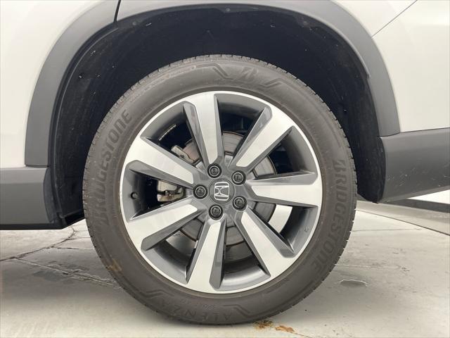 Photo of 2023 Platinum White Honda Pilot