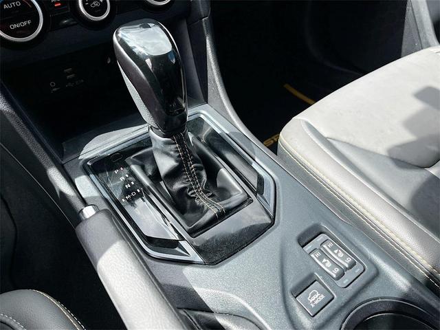 Photo of 2022 Crystal White Pearl Subaru Crosstrek