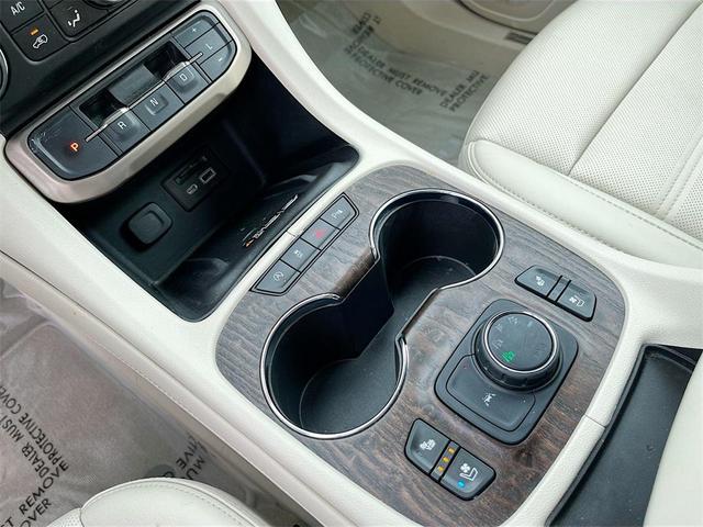 Photo of 2022 Satin Steel Metallic GMC Acadia