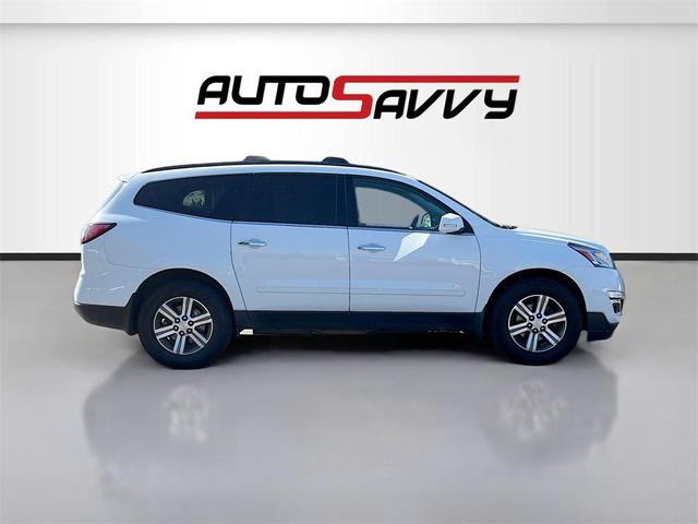 Photo of 2017 Summit White Chevrolet Traverse